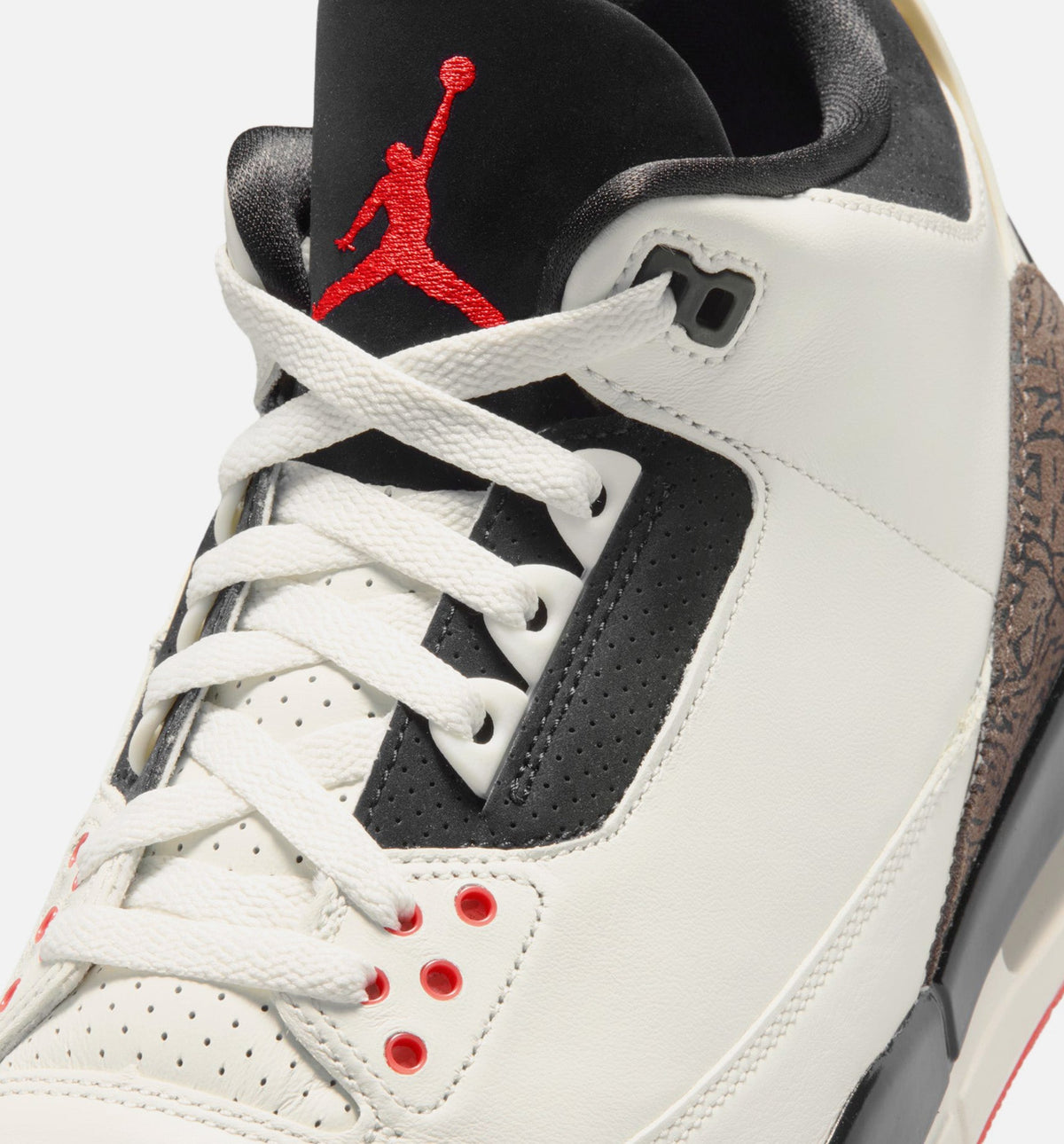 Air Jordan 3 Retro Sail and University Red – Men's Lifestyle Shoe in Sail/Black/University Red/Pale Ivory