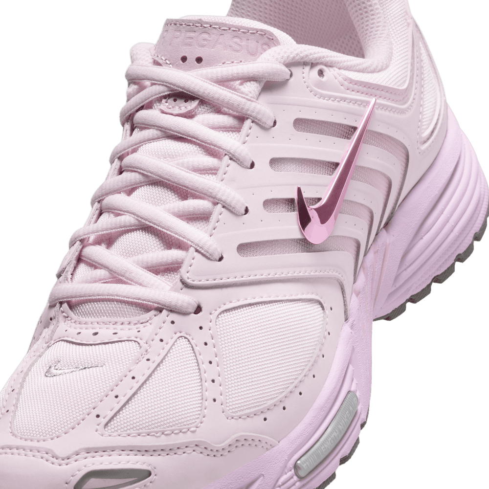 Wmns Nike Air Pegasus 2005