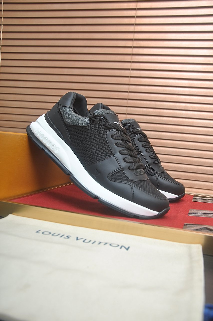Louis Vuitton Black Leather Low-Top Sneakers
