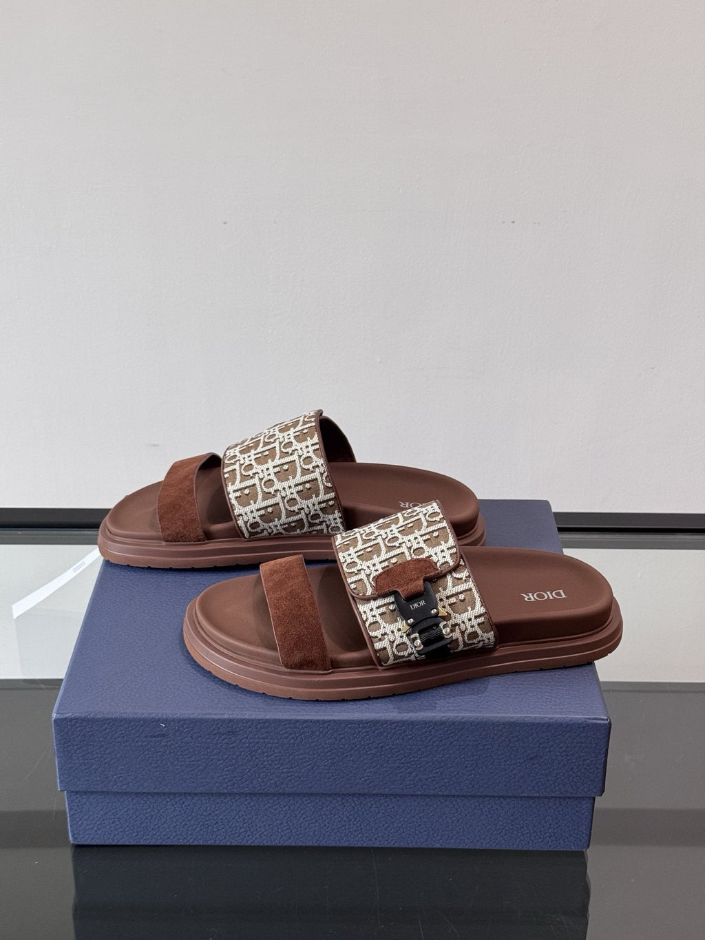 Dior Men's Patterned Strap Slide Sandals - Grooved Outsole